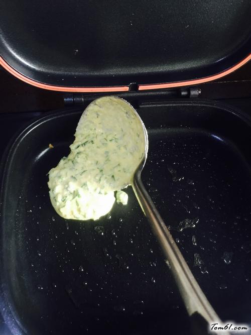 【芹菜叶片片】