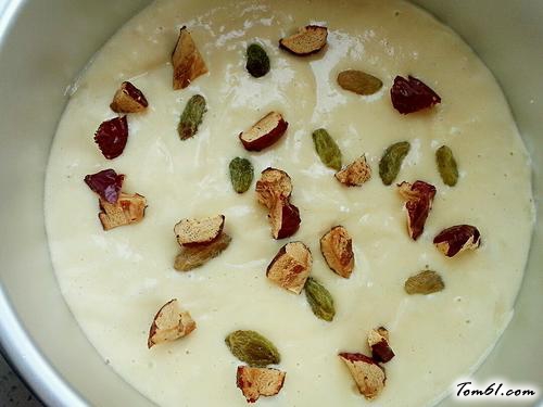 【红枣葡萄干蛋糕】