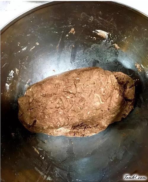 【又大又软还会爆浆的全家欢甜品 巧克力糯米滋】