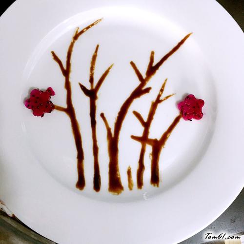 【火龙果梅花树】