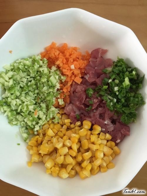 【咸蛋黄蒸糯米肉】