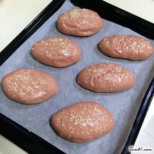 【紫薯蜜豆面包】