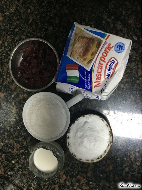 【蔓越莓椰丝乳酪球】