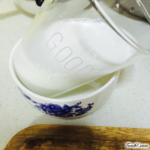 【芒果椰奶冻】