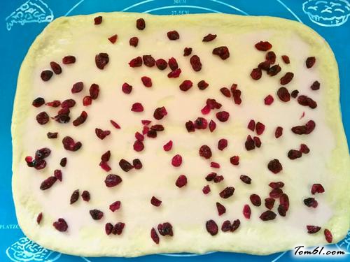 【酸奶蔓越莓手撕包】