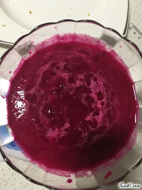 【♥️火龙果慕斯蛋糕】