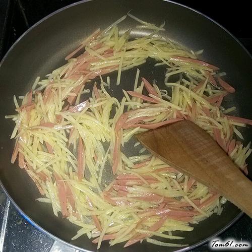 【土豆火腿鸡蛋煎饼】