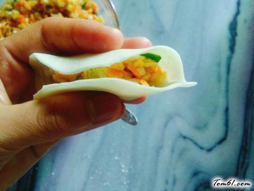 【卷心菜素馅蒸饺子】