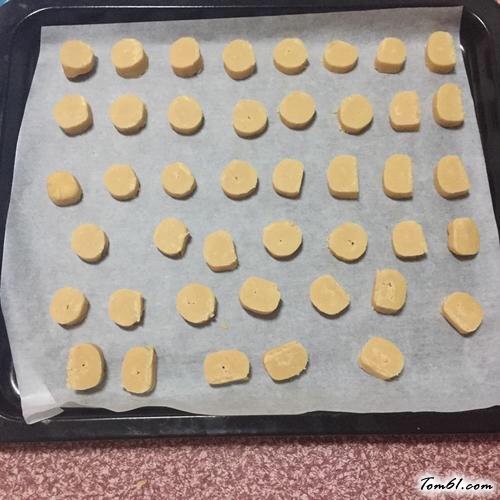 【花生小饼干】