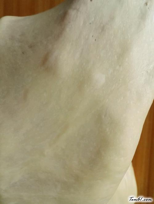 【奶酥粒排包】