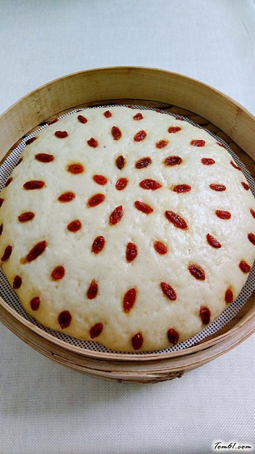 【枸杞玉米发糕】