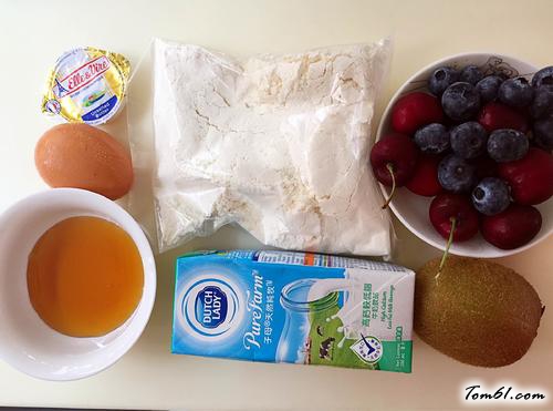 【蜂蜜水果松饼】