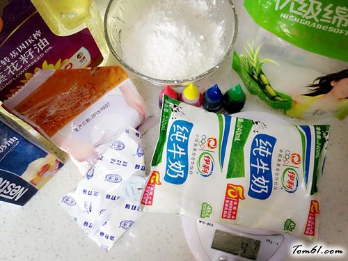 【彩虹蛋糕卷】