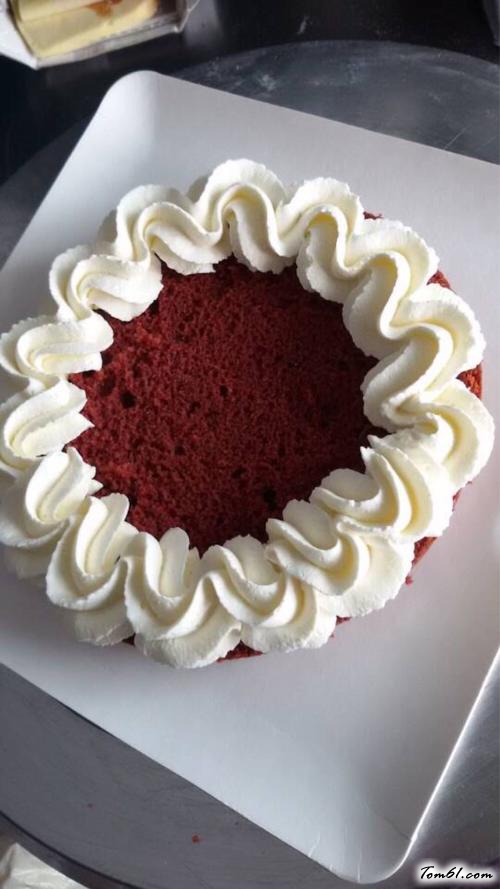 【草莓裸蛋糕】