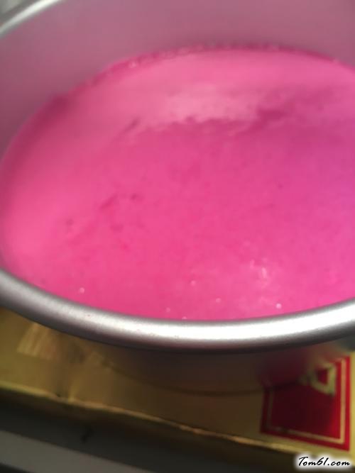 【♥️火龙果慕斯蛋糕】