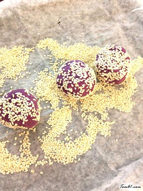 【豆浆紫薯芝麻饼】