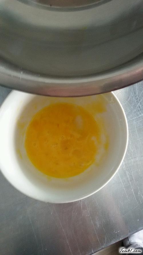 【芒果芝士慕斯】