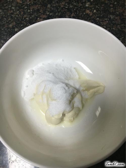 【蔓越莓椰丝乳酪球】