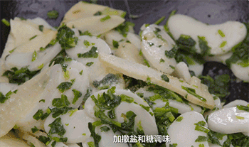 【荠菜冬笋炒年糕】调味