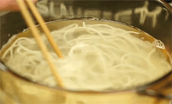 【宜宾燃面】煮面条