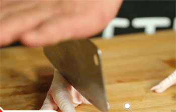 【紫金凤爪】鸡爪切开