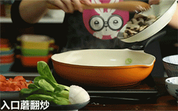 【番茄鸡蛋疙瘩汤】加入口蘑