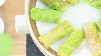 【包菜肉卷】蒸熟