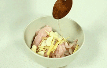 【豆腐焖豆角】调味