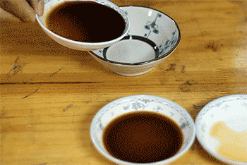【凉拌金针菇】准备酱料