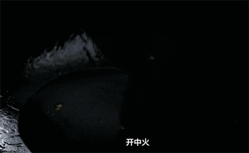【酱油炒饭】倒入米饭