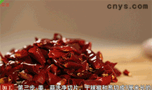 【辣子鸡】干辣椒和葱切段