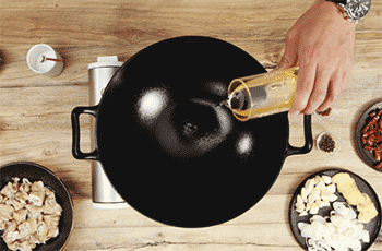 【溜肥肠】倒油