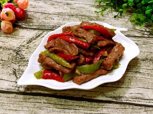 【双椒炒牛肉】