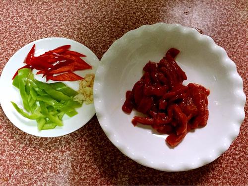 【双椒炒牛肉】