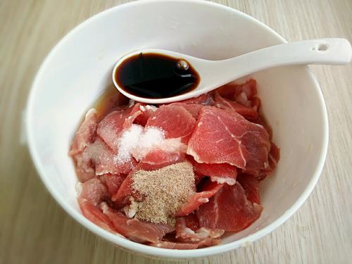 【爆炒羊肉】