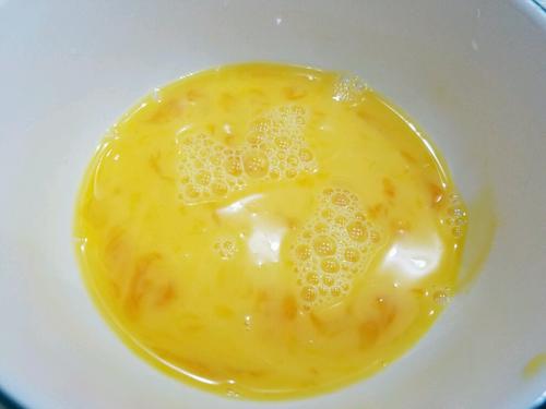 【槐花煎鸡蛋】