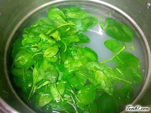 【手撕鸡丝爽口菜】