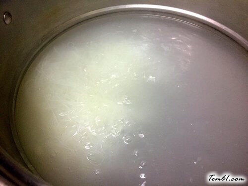 【手撕鸡丝爽口菜】