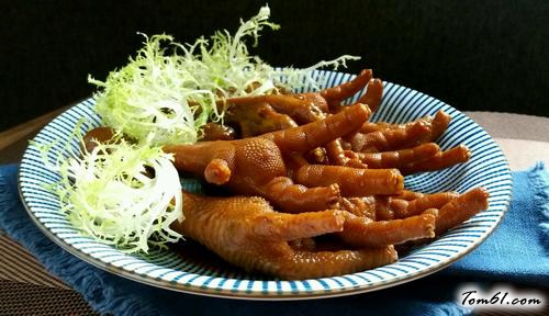 【卤鸡脚】