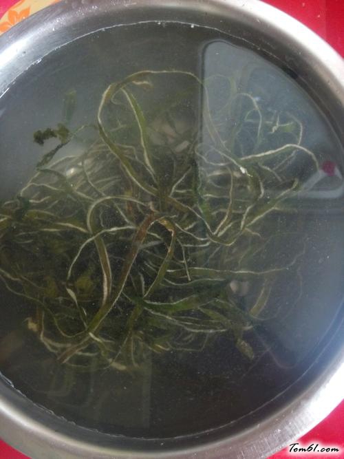【红油蒜泥海带丝】