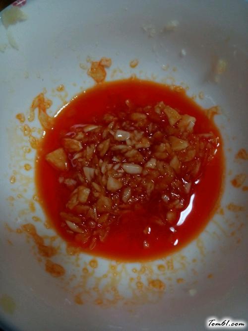 【红油蒜泥海带丝】