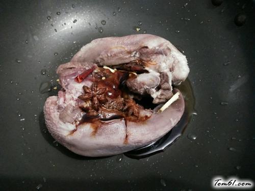 【卤猪舌】