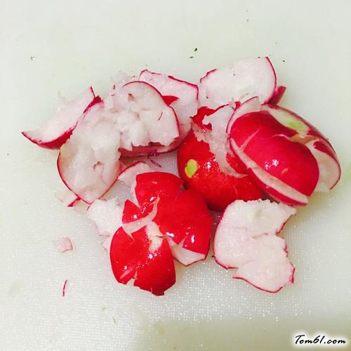 【糖醋萝卜拌黄瓜】