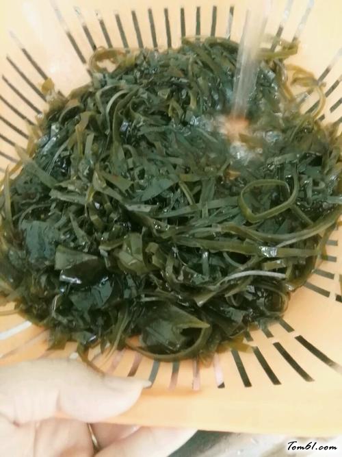 【凉拌海带丝】