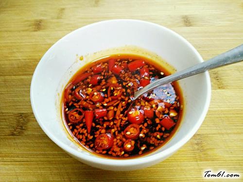 【皮蛋拌豆腐】
