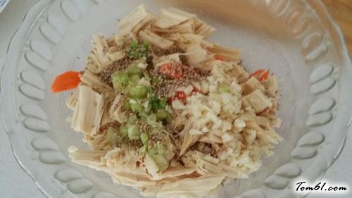 【拌腐竹】