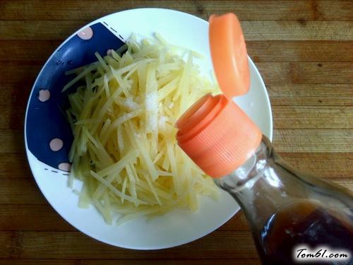 【凉拌土豆丝】