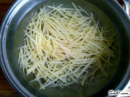 【凉拌土豆丝】
