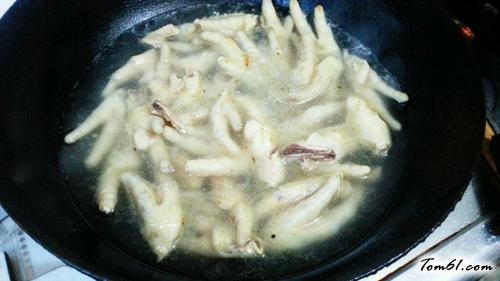 【泡椒鸡爪】