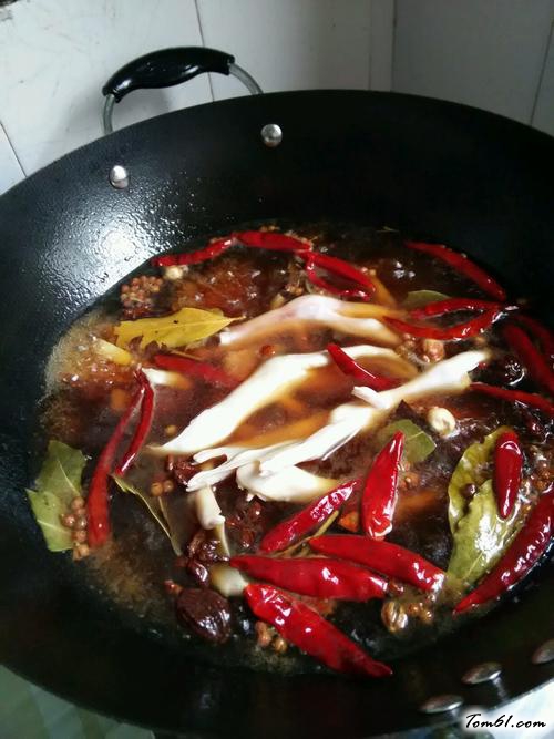 【卤鸭掌】